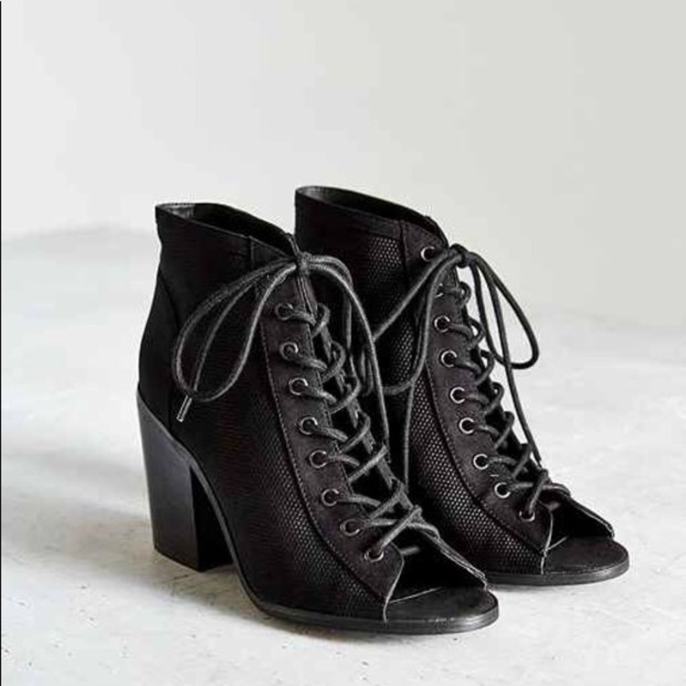 Urban Outfitters Paula Black Lace Up Block Heel